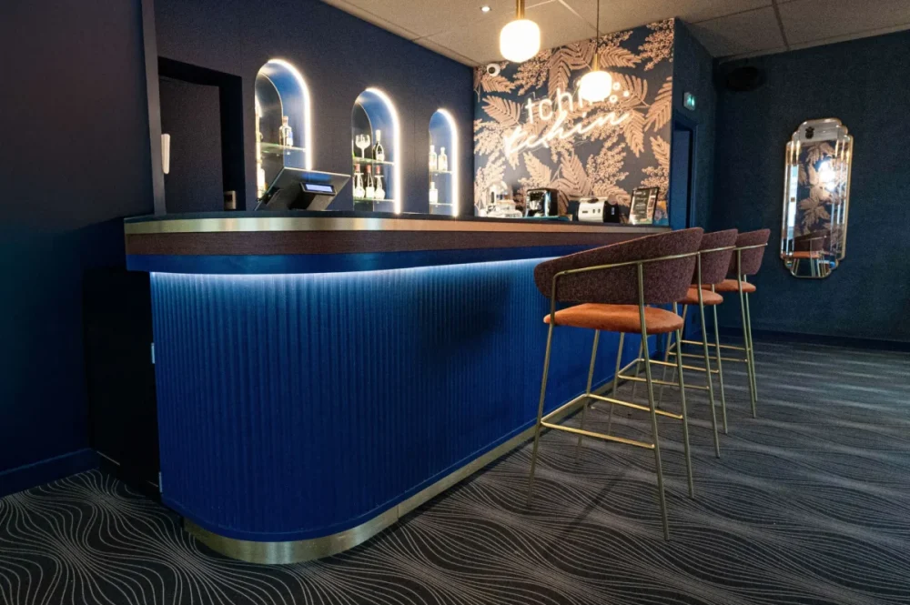 Aménagement du bar de la boutique Mimoza